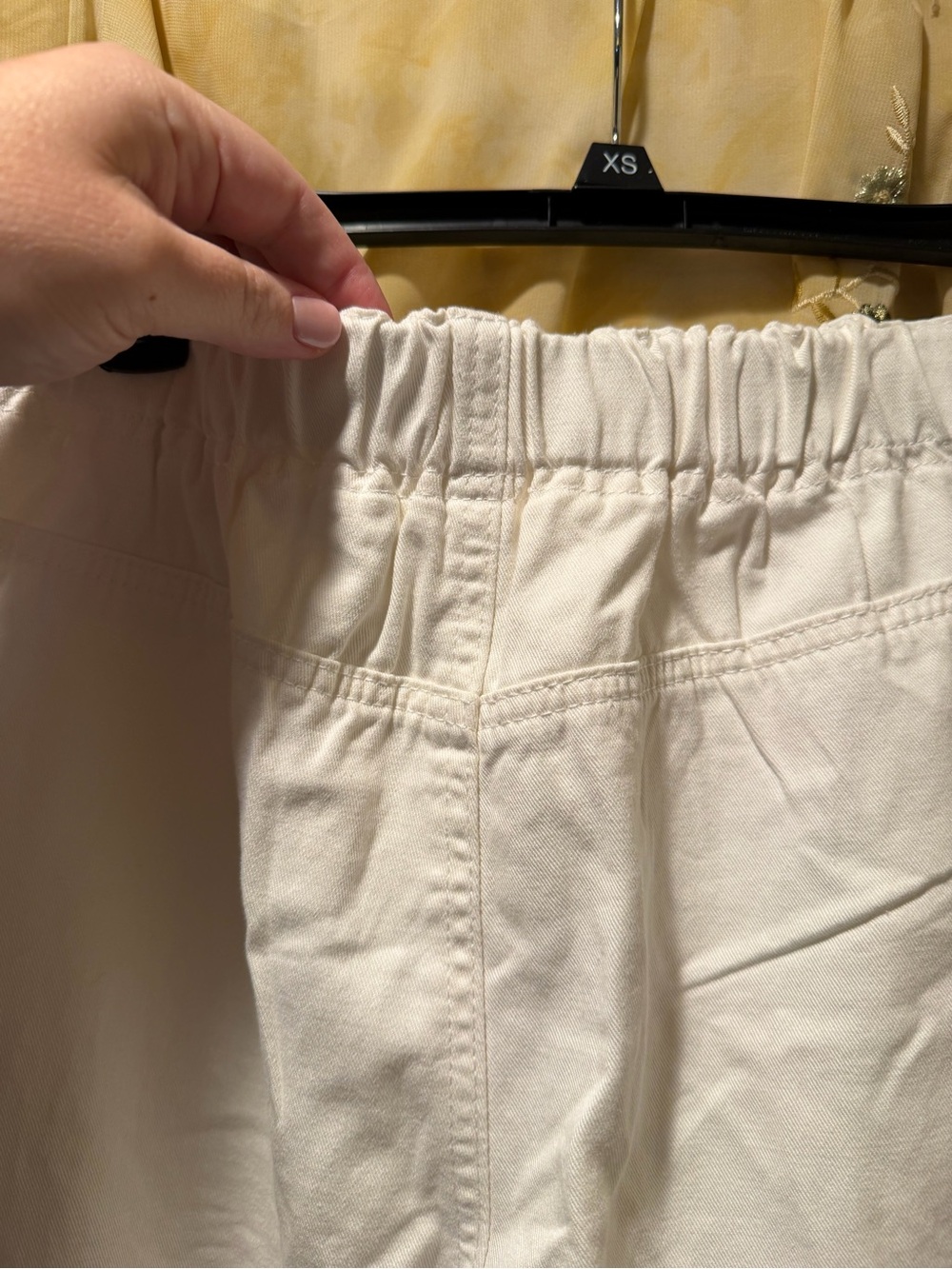 White Ruffle Hem Wide-Leg Pants - Picture 3 of 6